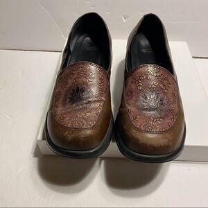 Dansko Mandolina Floral Embossed Brown Leather Clogs Size 41